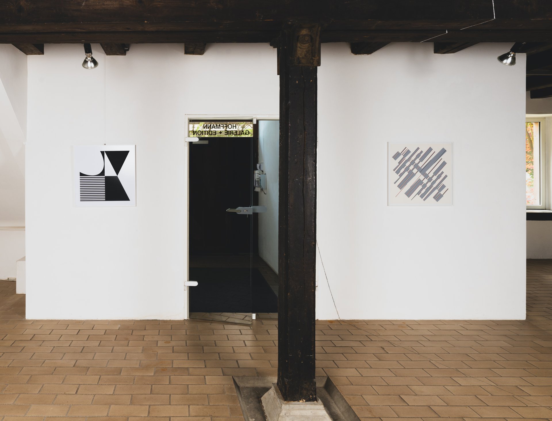 view of installation: jeffrey steele, &quot;geometrical composition number 4, syntagma sg XIII 2&quot; (1960/2008), edition getulio alvian; &quot;sg v 2&quot; (1977), edition hoffman/edition lydia megert