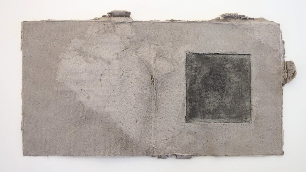 &quot;terrae mundi&quot; (2002), cellulose, mexican soil, 23 x 46 cm