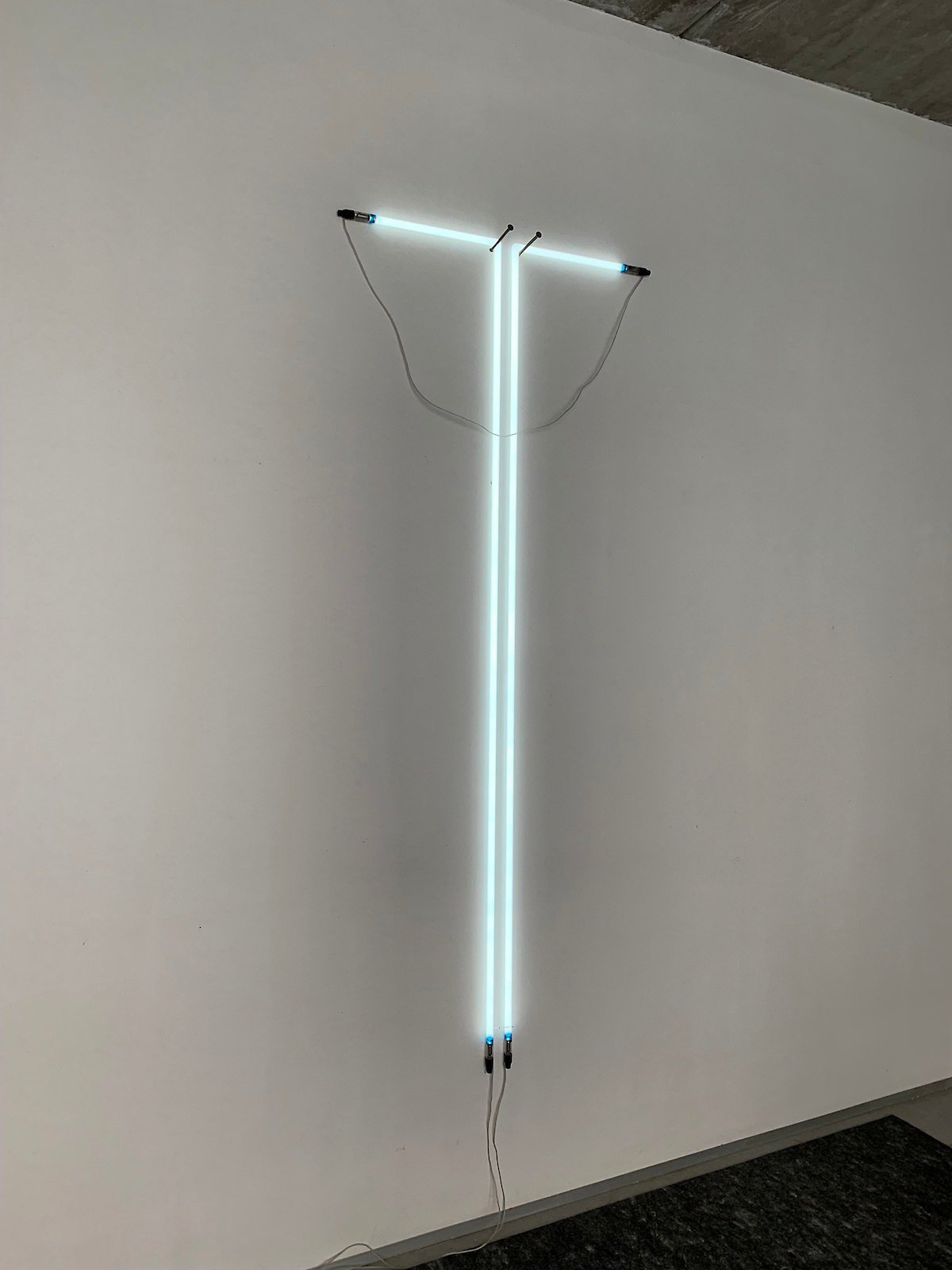 jan van munster, &quot;two details of two squares&quot; (1977), fluorescent tube and transformator, 80 x 200 cm