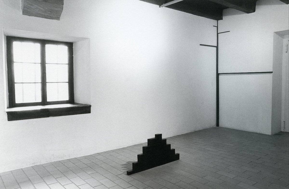 view of installation: &quot;twisting + turning&quot; (1989), wood, 90 x 45 x 45 cm