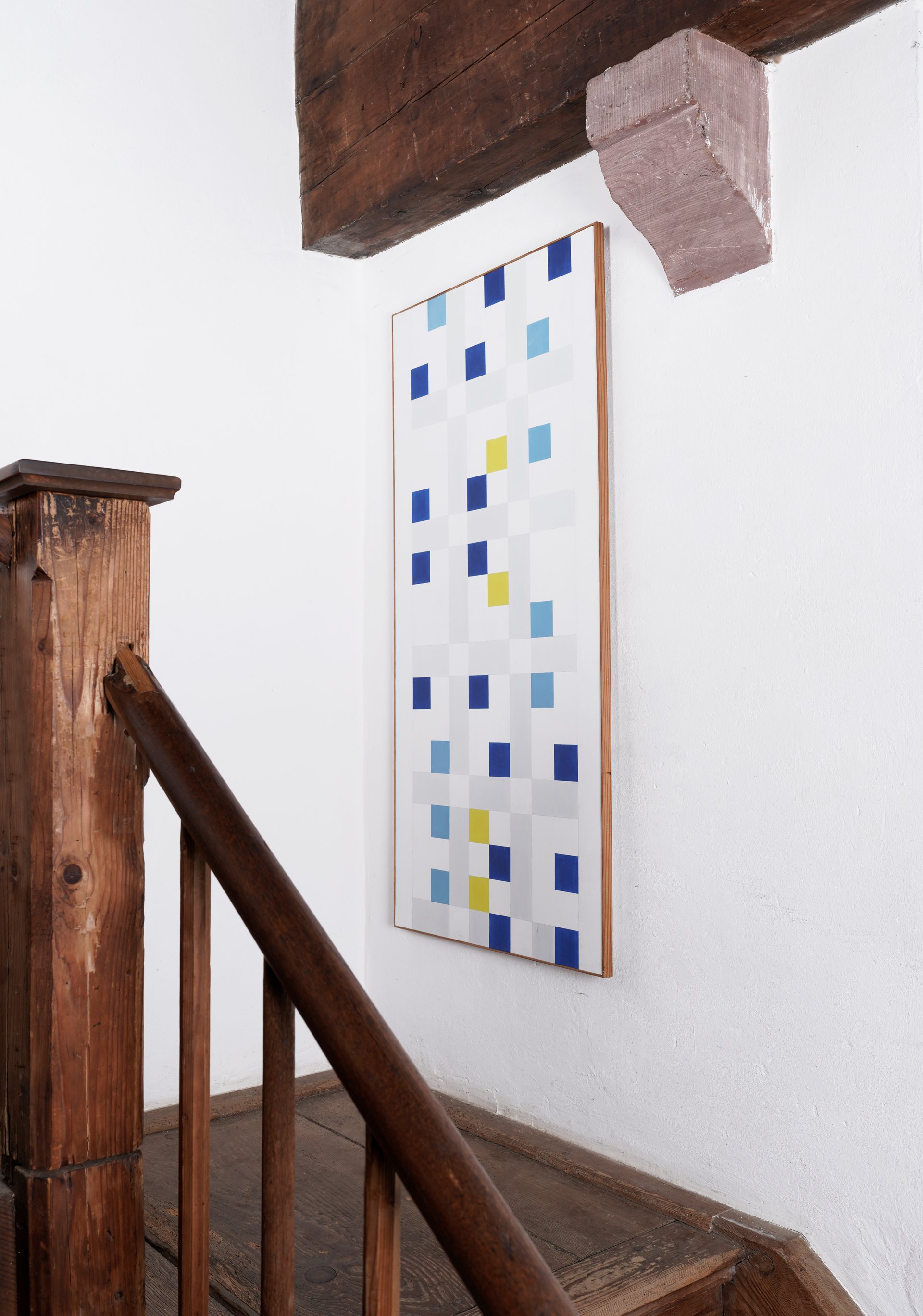 view of installation: gudrun piper, &quot;quadratur auf weiss&quot; (1989), oilpaint, acrylic paint on wood, 120 x 60 cm